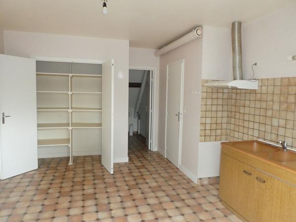 Appartement F4 CHATEAUNEUF SUR LOIRE 72 M2