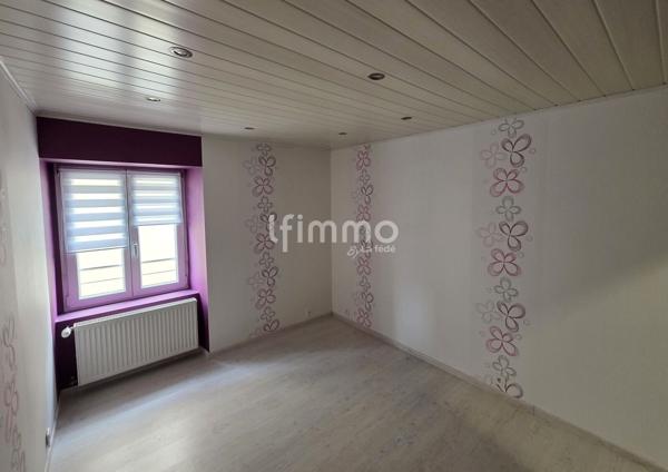 Grand duplex familial de 143 m² avec 2 garages et jardin privatif