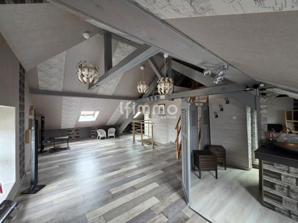 Grand duplex familial de 143 m² avec 2 garages et jardin privatif