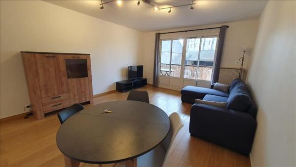 Appartement à louer 686 € CC PAU 2 p 56 m² DPE E