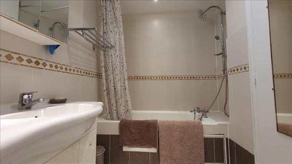 Appartement à louer 686 € CC PAU 2 p 56 m² DPE E
