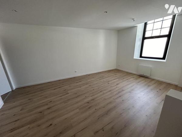 Appartement centre ville - Batiment refait à neuf