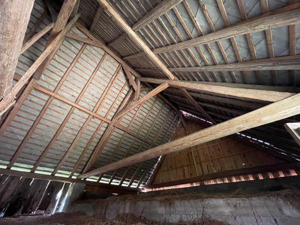 Saint-Pierre-d'Entremont (38380) Belle grange à réhabiliter en habitation - Massif de la Chartreuse - 38380