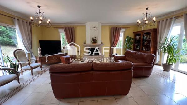 ORSAY - Propriété - 9 PP 5 chbres - 267m2 - 1800m2