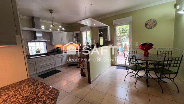 ORSAY - Propriété - 9 PP 5 chbres - 267m2 - 1800m2