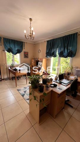 ORSAY - Propriété - 9 PP 5 chbres - 267m2 - 1800m2