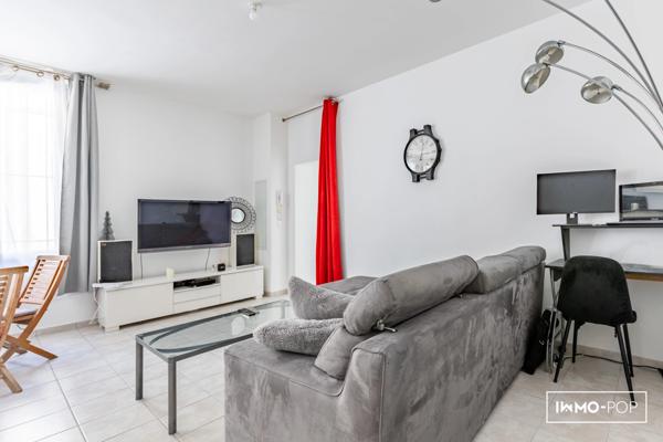 Appartement T2 de 49m² avec place de parking privative à Montbazin