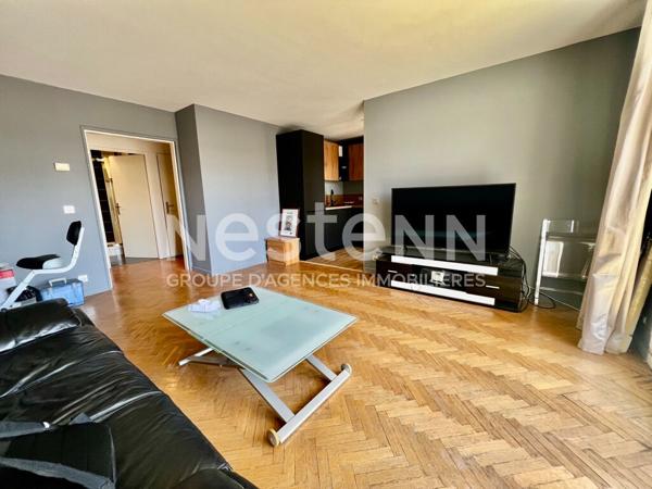 Appartement  2P de 43 m2 Villa Fragonard avec balcon et parking