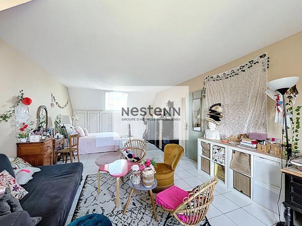 À vendre - sur la commune de Leuville sur Orge - Maison familiale à 5 minutes à pied des écoles du centre et des commerces et 15 minutes en bus de la gare RER C de Brétigny sur Orge