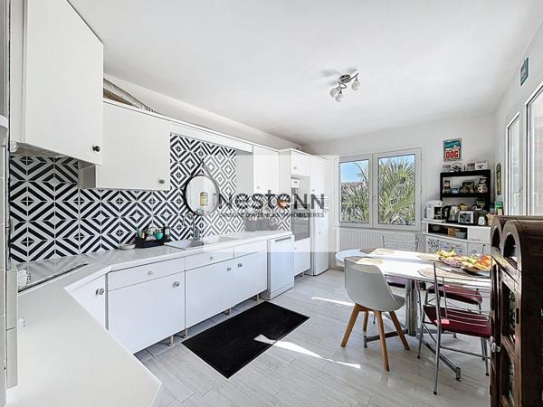 À vendre - sur la commune de Leuville sur Orge - Maison familiale à 5 minutes à pied des écoles du centre et des commerces et 15 minutes en bus de la gare RER C de Brétigny sur Orge