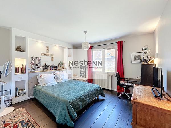 À vendre - sur la commune de Leuville sur Orge - Maison familiale à 5 minutes à pied des écoles du centre et des commerces et 15 minutes en bus de la gare RER C de Brétigny sur Orge