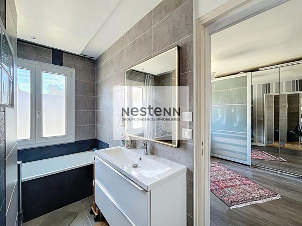 À vendre - sur la commune de Leuville sur Orge - Maison familiale à 5 minutes à pied des écoles du centre et des commerces et 15 minutes en bus de la gare RER C de Brétigny sur Orge