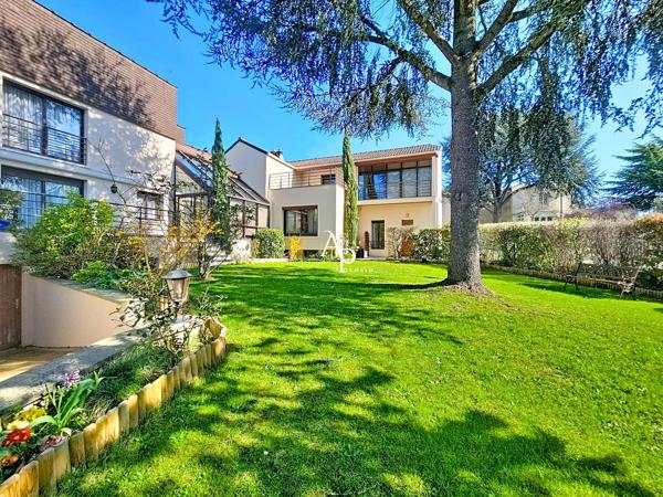 Maison à FONTENAY AUX ROSES (92260)