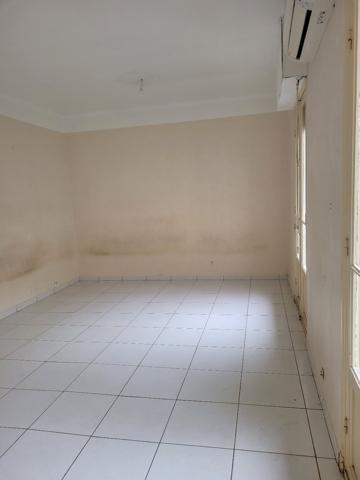 Appartement à rénover à NICE (06300)