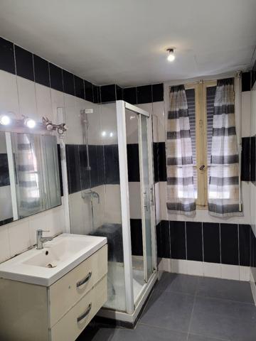 Appartement à rénover à NICE (06300)