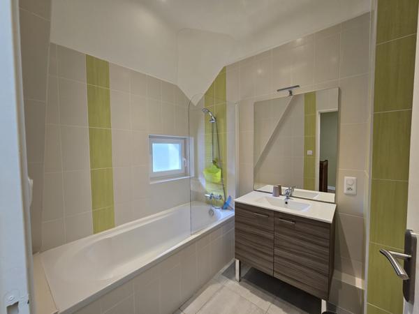 Maison 9 pièces - 246 m²