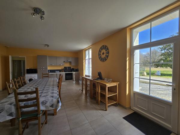 Maison 9 pièces - 246 m²