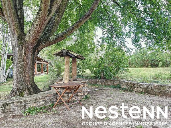 A vendre : Maison spacieuse - 5 chambres - piscine - grand jardin - au calme proche de CRECHES SUR SAONE