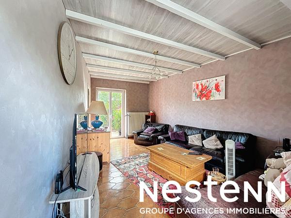 A vendre : Maison spacieuse - 5 chambres - piscine - grand jardin - au calme proche de CRECHES SUR SAONE