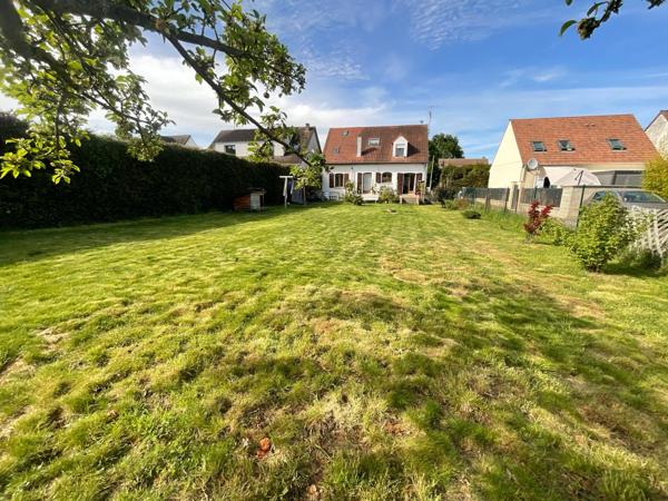 Maison familiale lumineuse sans travaux – 4/5 chambres – Terrain 807 m² – Secteur recherché