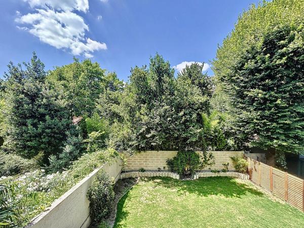 Appartement Suresnes 4 pièce(s) 103 m2