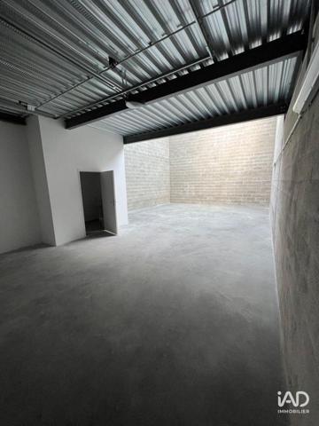 Location local d’activité 135 m² Brie-Comte-Robert