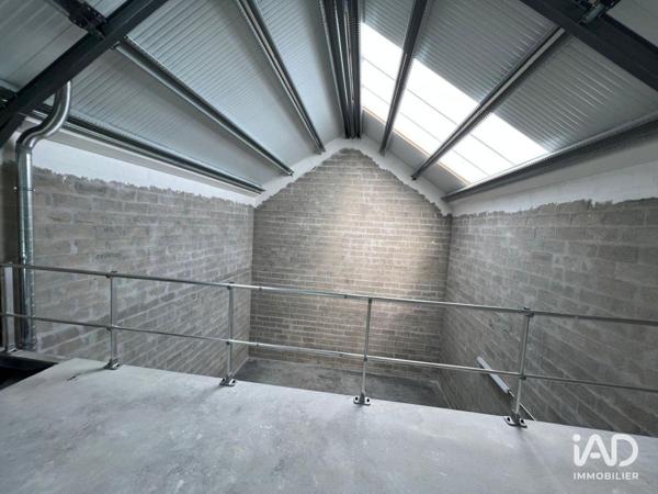 Location local d’activité 135 m² Brie-Comte-Robert