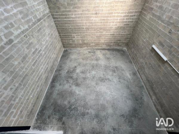 Location local d’activité 135 m² Brie-Comte-Robert