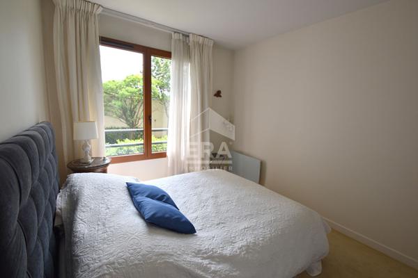 3 Pieces ensoleillé au calme et sans vis à vis