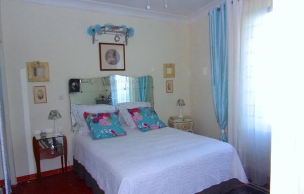 Maison - Magnifique demeure atypique dans grande propriété