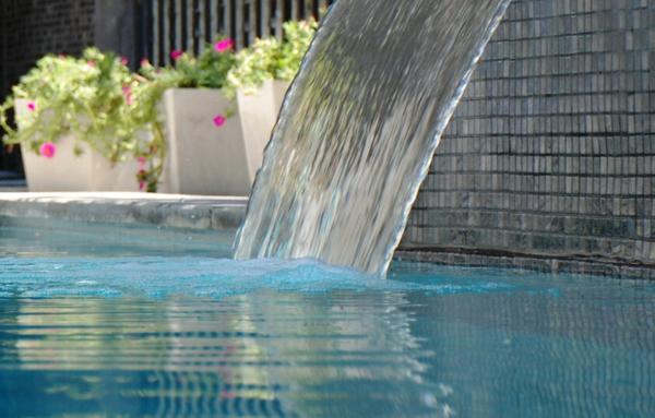 Maison - Magnifique demeure atypique dans grande propriété