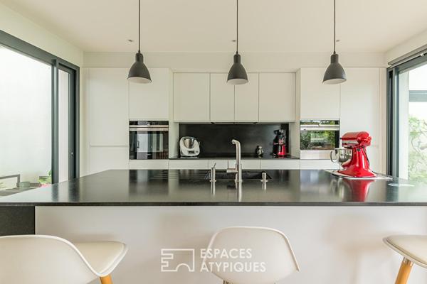 Contemporaine, lumineuse et économe : le tout à pied à Pessac Centre