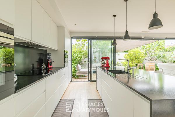 Contemporaine, lumineuse et économe : le tout à pied à Pessac Centre