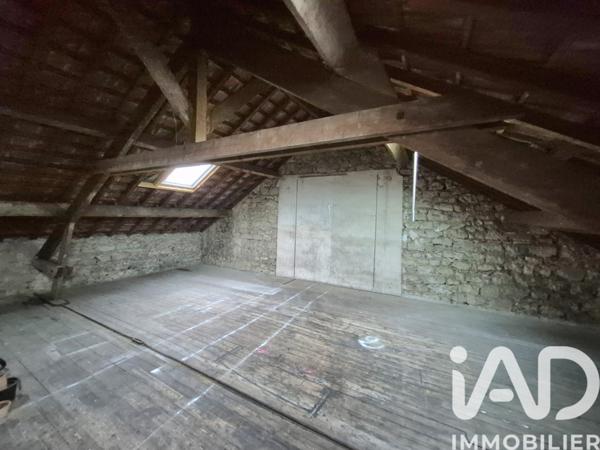 Immeuble à vendre 200 m² Fismes
