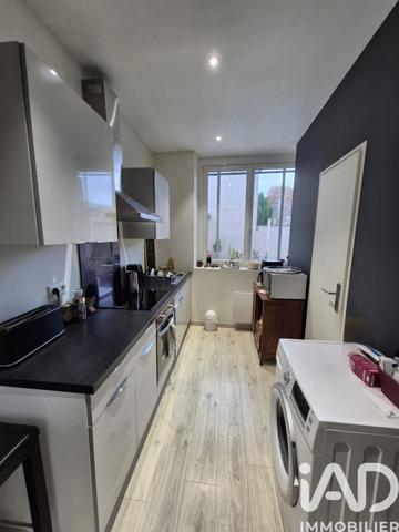 Immeuble à vendre 200 m² Fismes