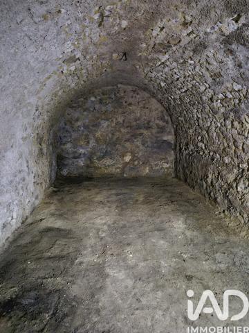 Immeuble à vendre 200 m² Fismes