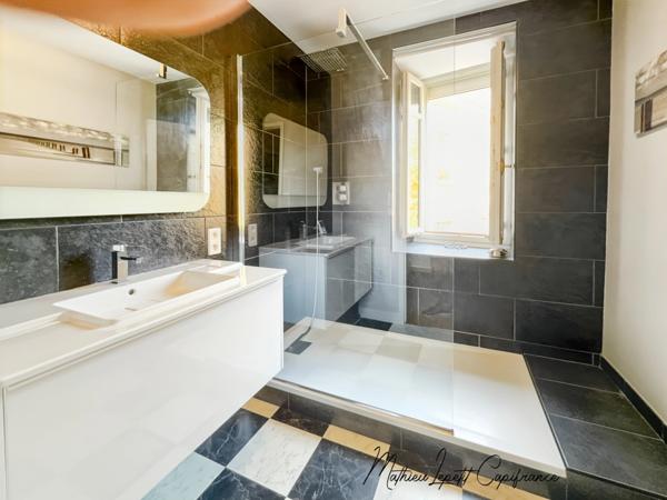 Appartement à vendre 4 pièces PERIGUEUX (24) 69 M² CENTRE-VILLE pas de travaux, vue dégagée, charme de l’ancien.