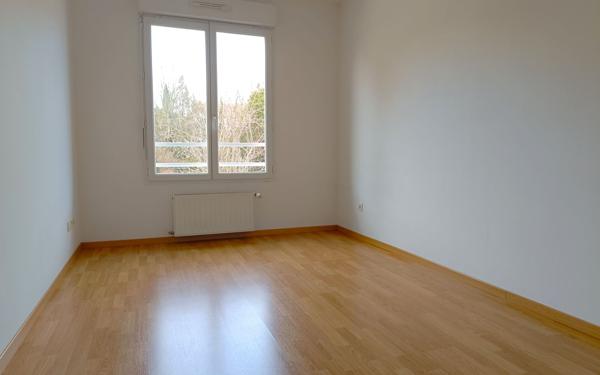 Maison à vendre    4 pièces • 110,76 m2 Saint-Genis-Laval