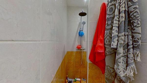 93 rue Marius Berliet-Lyon-69008 – Chambre 1 – T5 Meublé – 495 €CC