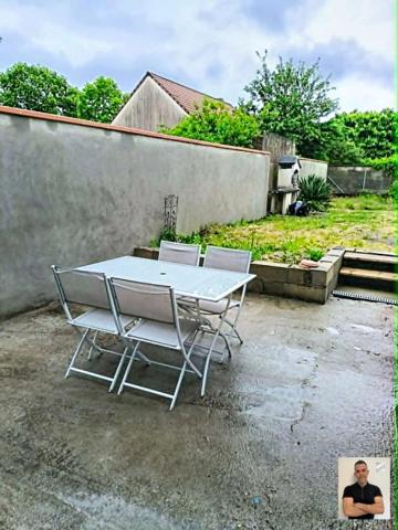 Maison  4 pièce(s) 141 m2
