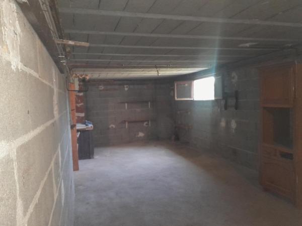 MAISON BATI DE QUALITE AVEC 4 CHAMBRES 2 GARAGES