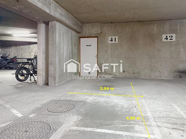 QUARTIER DU POINT DU JOUR - PLACE DE STATIONNEMENT A VENDRE