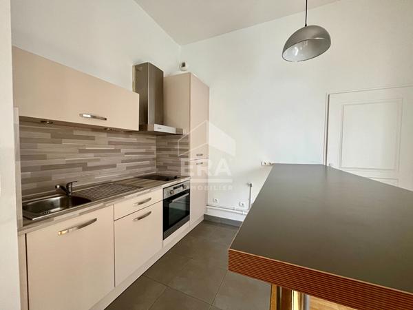 Appartement Levallois Perret 1 pièce(s) 31.77 m2