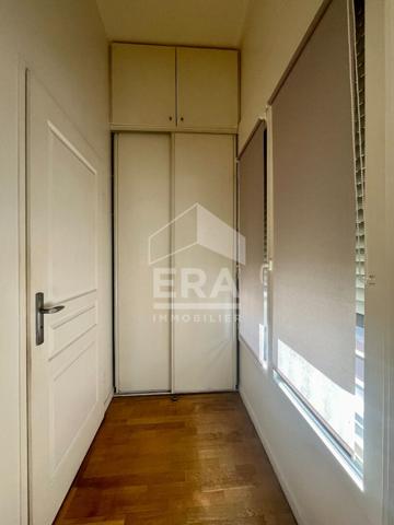 Appartement Levallois Perret 1 pièce(s) 31.77 m2