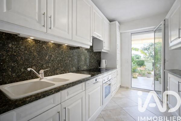 Appartement à vendre 3 pièces 84 m² Mandelieu-la-Napoule
