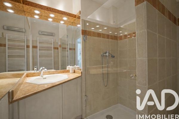 Appartement à vendre 3 pièces 84 m² Mandelieu-la-Napoule