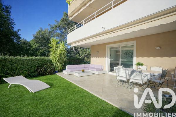 Appartement à vendre 3 pièces 84 m² Mandelieu-la-Napoule