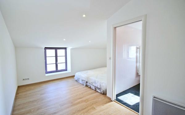 Caussade (82300) GRANDE MAISON DE VILLAGE