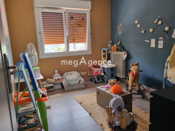 Maison à PONT-AUDEMER, 27500 - 6 pièces 144m²