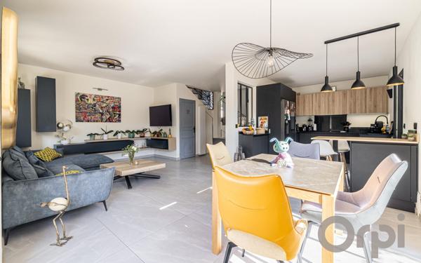 Maison à vendre    5 pièces • 134 m2 Colomars